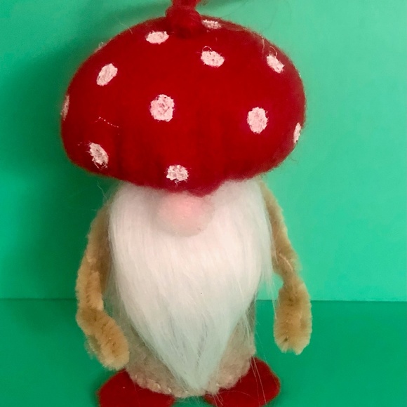 Mushroom Gnome Ornament (Natural with White beard) hand-sewn - Picture 2 of 6